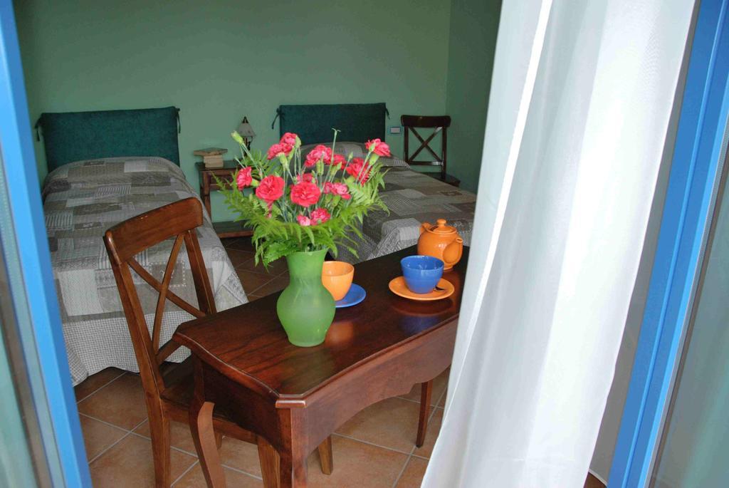 B&B La Casa Di Trizzi Como Szoba fotó