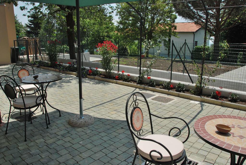 B&B La Casa Di Trizzi Como Kültér fotó